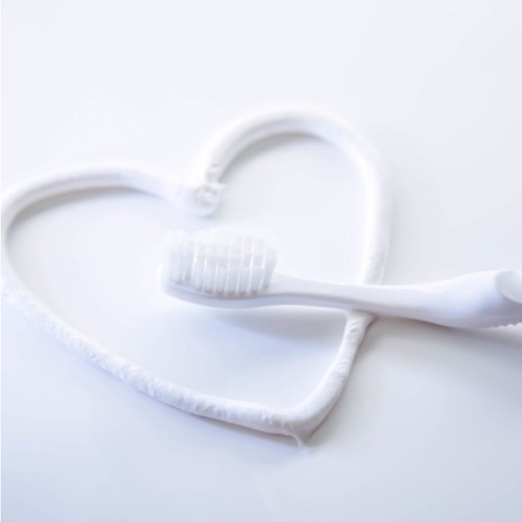 NWT Nu Skin AP 24® Whitening Fluoride Toothpaste - Picture 4 of 7